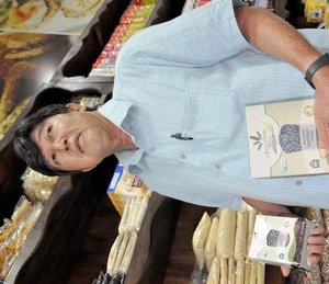 Produtor e engenheiro agr&ocirc;nomo Hidenori Kudo produz feij&atilde;o preto/ Divulga&ccedil;&atilde;o