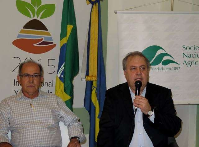 Jos&eacute; Antonio da Silva, chefe da Unidade de Atendimento de Agroecologia do Sebrae Nacional (esq). e Cezar Kirszemblatt, gerente de Conhecimento e Competitividade do Sebrae-RJ. Foto Cristina Alvarenga