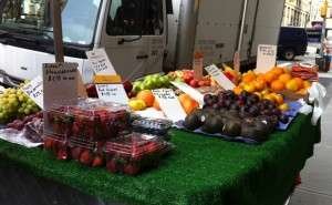 Banca-de-frutas-na-rua