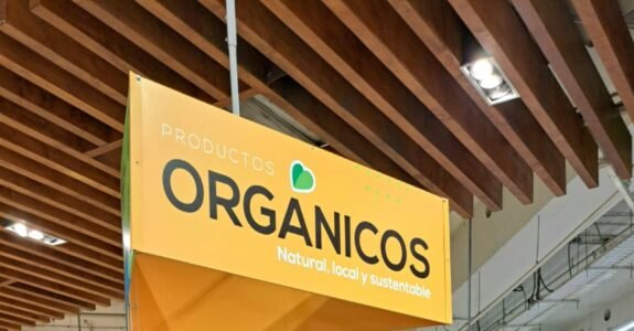 SNA e CI Orgânicos defendem o uso de tecnologias na produção orgânica durante grande feira no Chile
